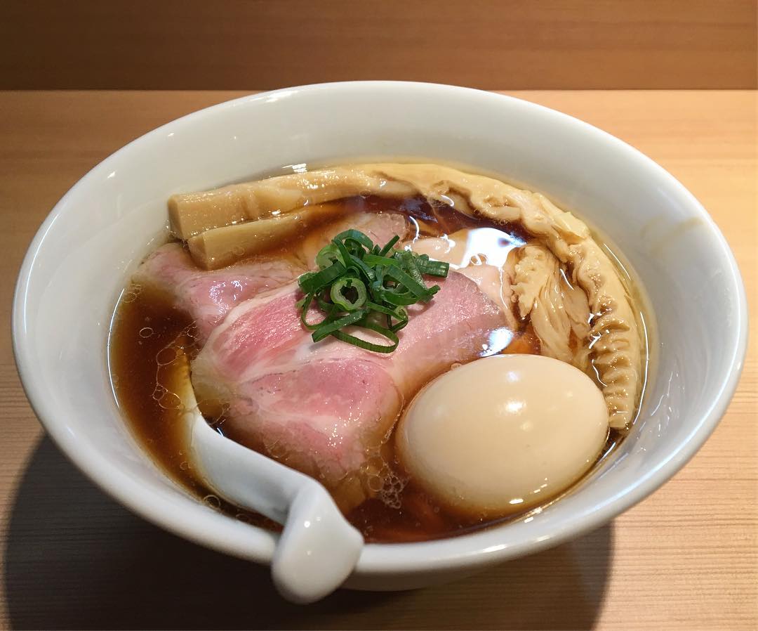 【らぁ麺 はやし田】特製醤油らぁ麺 (東京都新宿区新宿) 第796回