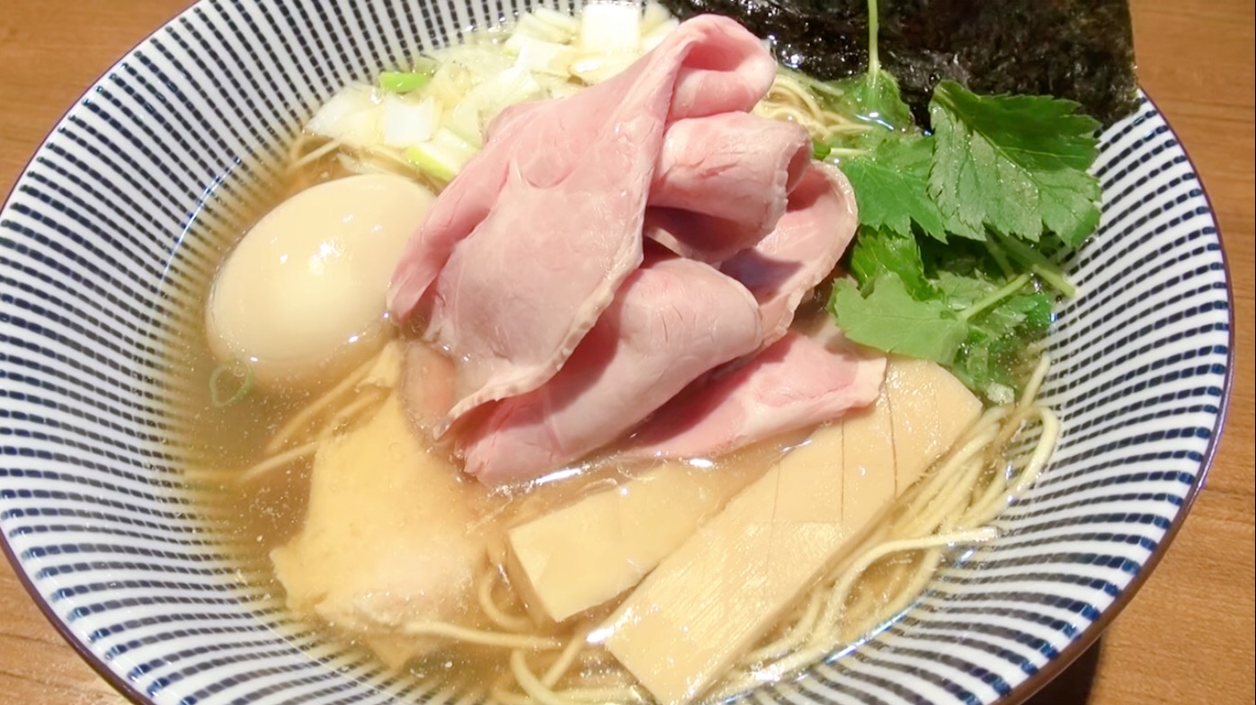 【寿製麺よしかわ】煮干そば白醤油+特製トッピング (埼玉県川越市今福) 第185回